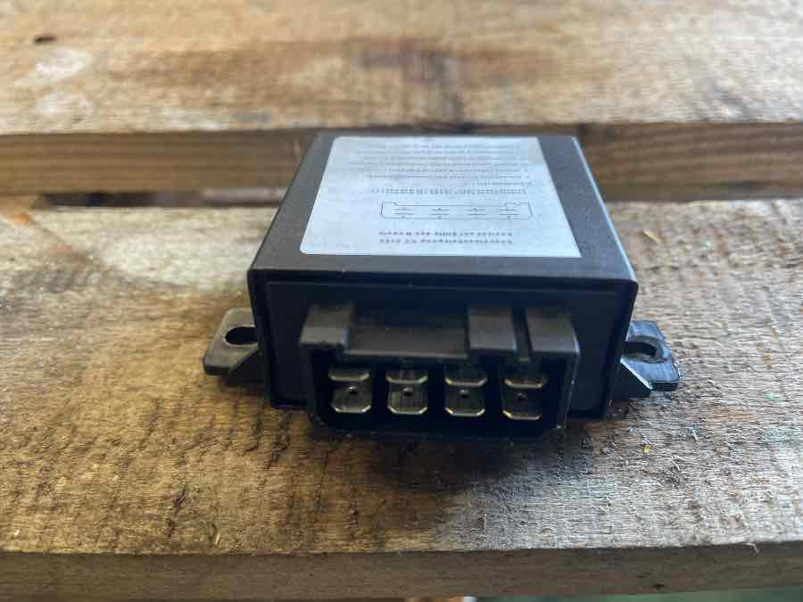 SETRA / MERCEDES LIGHT ECU A0068203726 - ECU untuk Bus: gambar 1 SETRA / MERCEDES LIGHT ECU A0068203726 - ECU untuk Bus: gambar 1