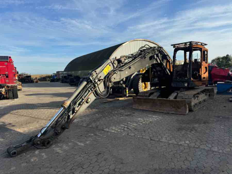 VOLVO CONSTRUCTION EXCAVATOR ECR145 ** FOR PARTS ** - Ekskavator perayap: gambar 4 VOLVO CONSTRUCTION EXCAVATOR ECR145 ** FOR PARTS ** - Ekskavator perayap: gambar 4