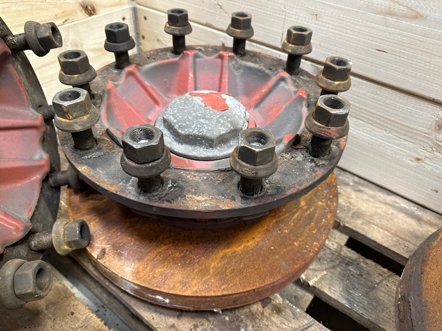 VOLVO FRONT HUB 21983590 - Hub roda untuk Truk: gambar 1 VOLVO FRONT HUB 21983590 - Hub roda untuk Truk: gambar 1