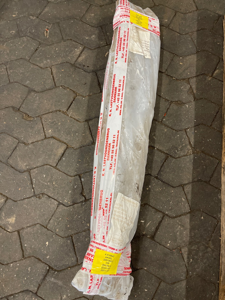 VOLVO ROLLER ASSY D13A - Suku Cadang Mesin untuk Truk: gambar 1 VOLVO ROLLER ASSY D13A - Suku Cadang Mesin untuk Truk: gambar 1