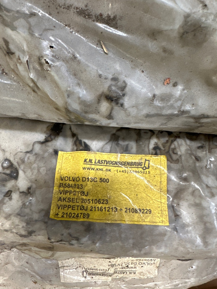 VOLVO ROLLER ASSY D13C - Suku Cadang Mesin untuk Truk: gambar 1 VOLVO ROLLER ASSY D13C - Suku Cadang Mesin untuk Truk: gambar 1