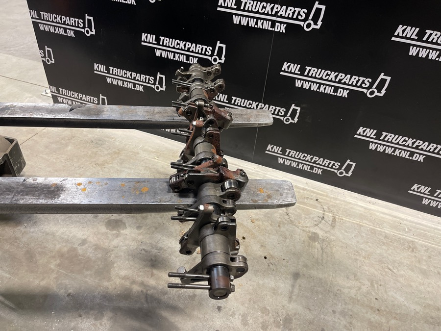 VOLVO ROLLER ASSY D13K - Suku Cadang Mesin untuk Truk: gambar 1 VOLVO ROLLER ASSY D13K - Suku Cadang Mesin untuk Truk: gambar 1