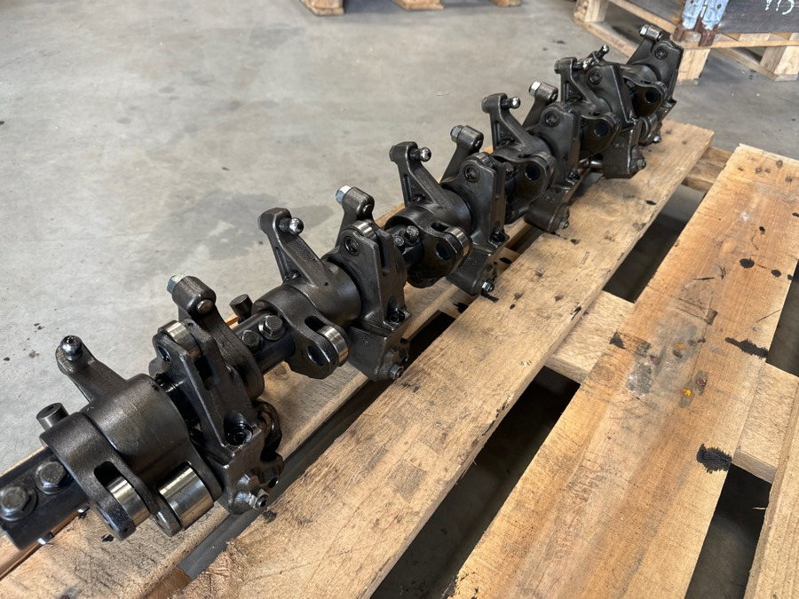 VOLVO ROLLER ASSY D13K - Suku Cadang Mesin untuk Truk: gambar 2 VOLVO ROLLER ASSY D13K - Suku Cadang Mesin untuk Truk: gambar 2