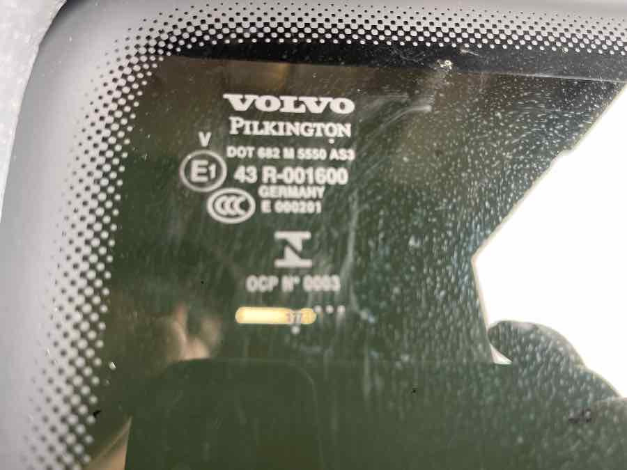 VOLVO SUNROOF 84415477 - Kabin dan interior untuk Truk: gambar 4 VOLVO SUNROOF 84415477 - Kabin dan interior untuk Truk: gambar 4