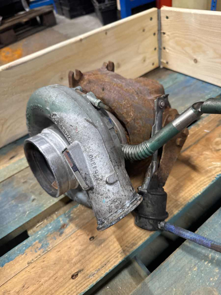 VOLVO TURBO 21989961 - Suku Cadang Mesin untuk Truk: gambar 2 VOLVO TURBO 21989961 - Suku Cadang Mesin untuk Truk: gambar 2