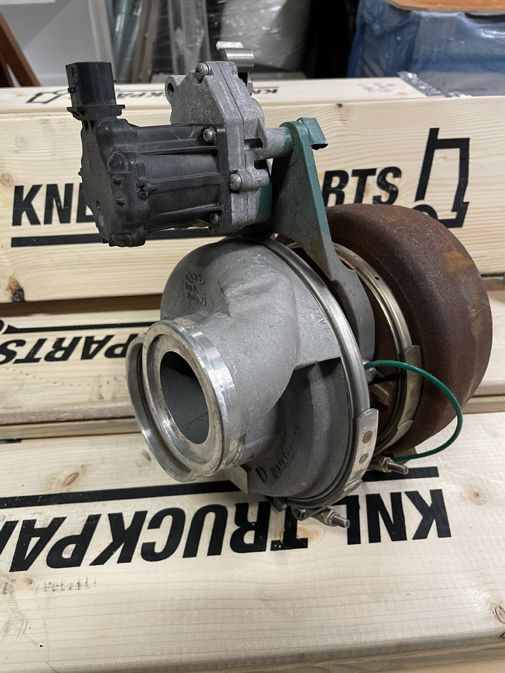 Suku Cadang Mesin untuk Truk VOLVO TURBO 22023965: gambar 1