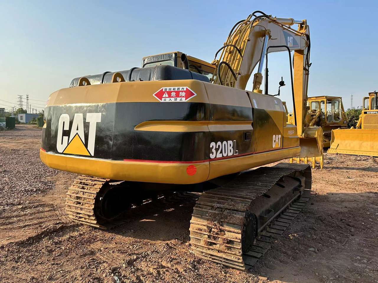 CAT 320B - Ekskavator perayap: gambar 5 CAT 320B - Ekskavator perayap: gambar 5