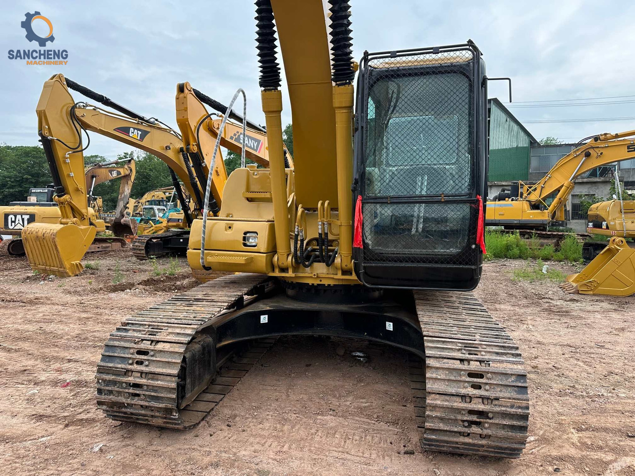 CAT 320CL - Ekskavator perayap: gambar 5 CAT 320CL - Ekskavator perayap: gambar 5