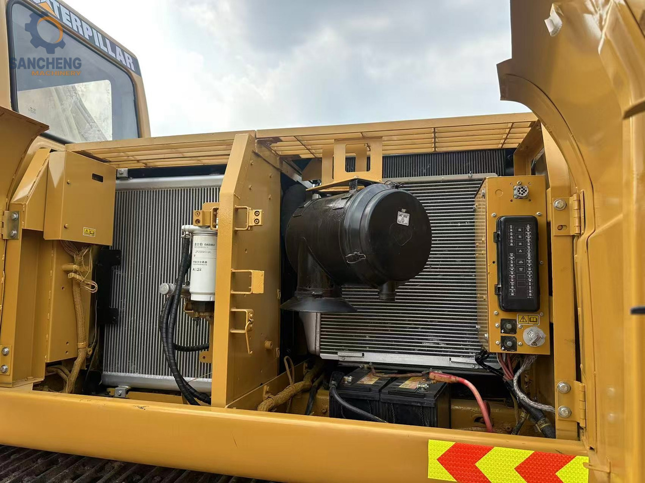 CAT 325 CL - Ekskavator perayap: gambar 5 CAT 325 CL - Ekskavator perayap: gambar 5