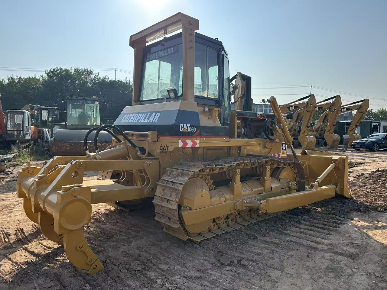 CAT D6G - Bulldozer: gambar 3 CAT D6G - Bulldozer: gambar 3