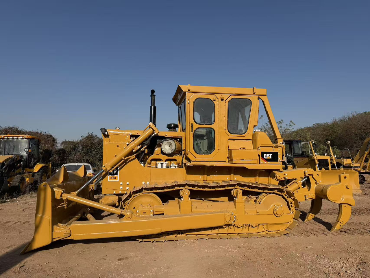 CAT D8K - Bulldozer: gambar 4 CAT D8K - Bulldozer: gambar 4