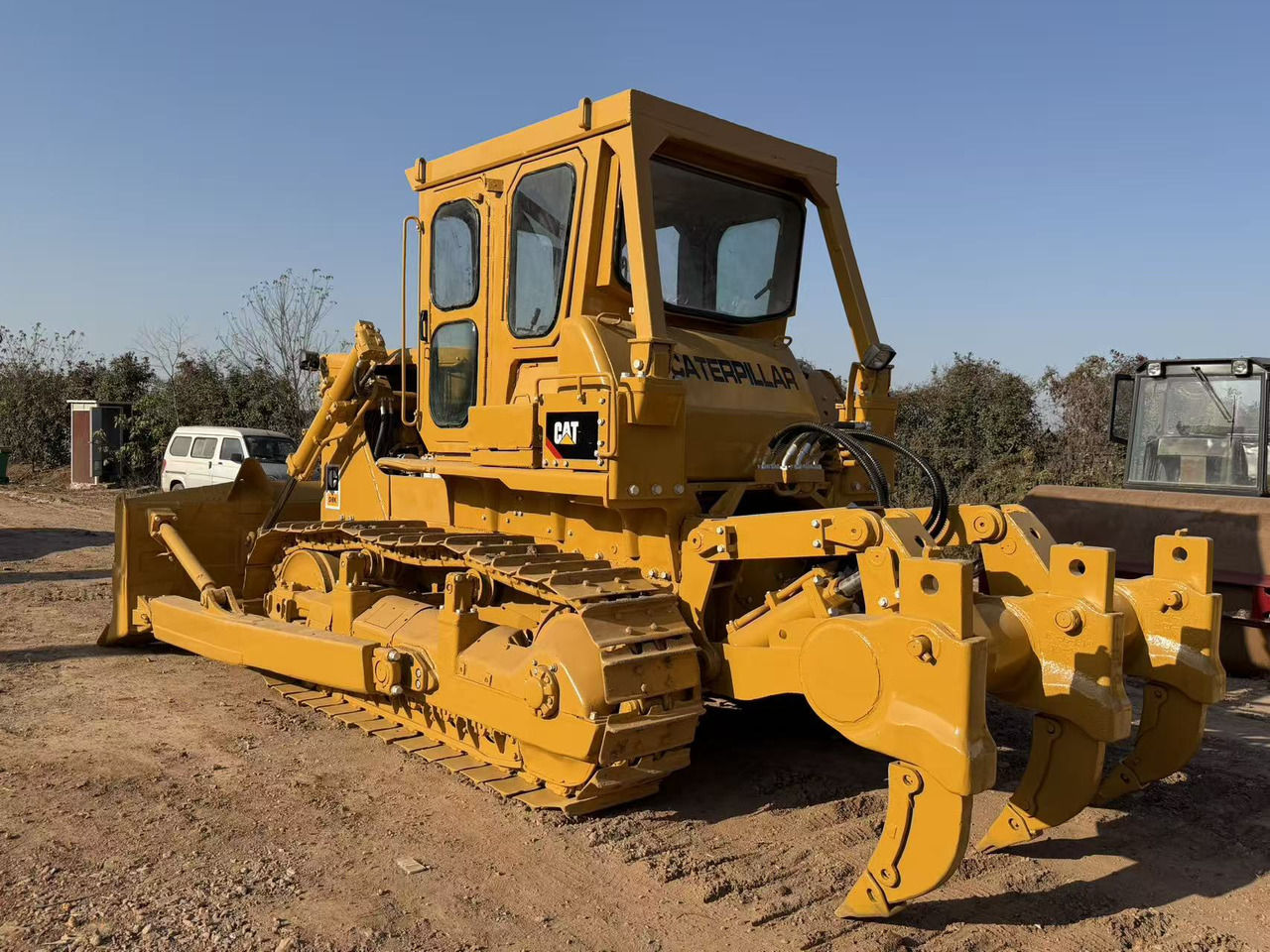 CAT D8K - Bulldozer: gambar 2 CAT D8K - Bulldozer: gambar 2