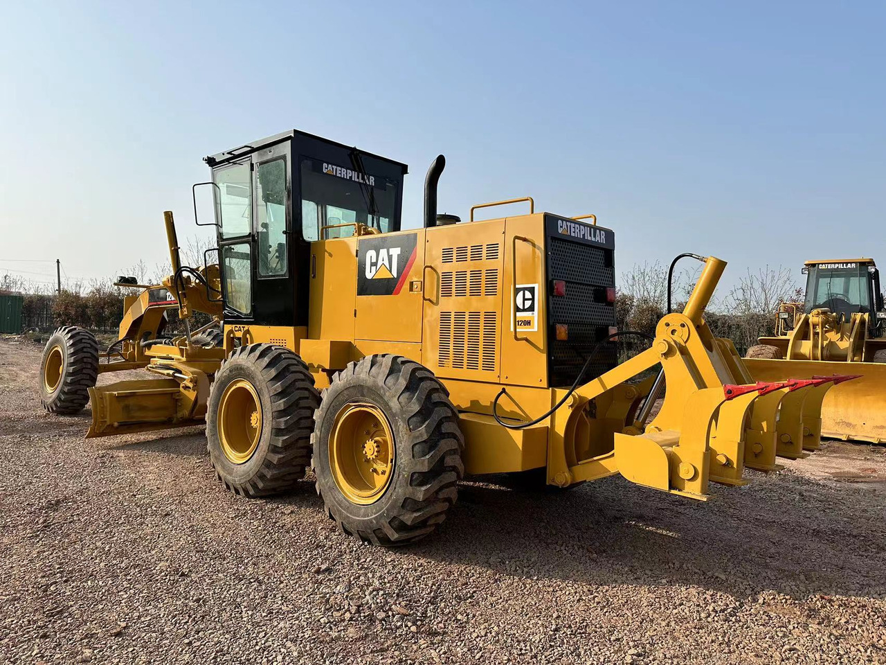 CATERPILLAR 120H - Grader: gambar 5 CATERPILLAR 120H - Grader: gambar 5
