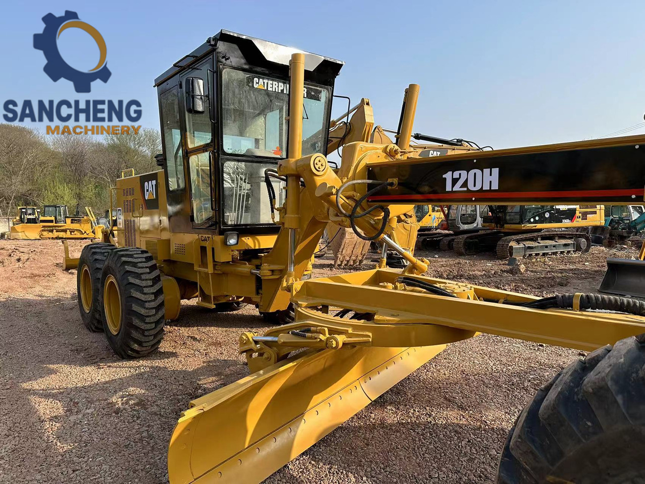 CATERPILLAR 120H - Grader: gambar 2 CATERPILLAR 120H - Grader: gambar 2