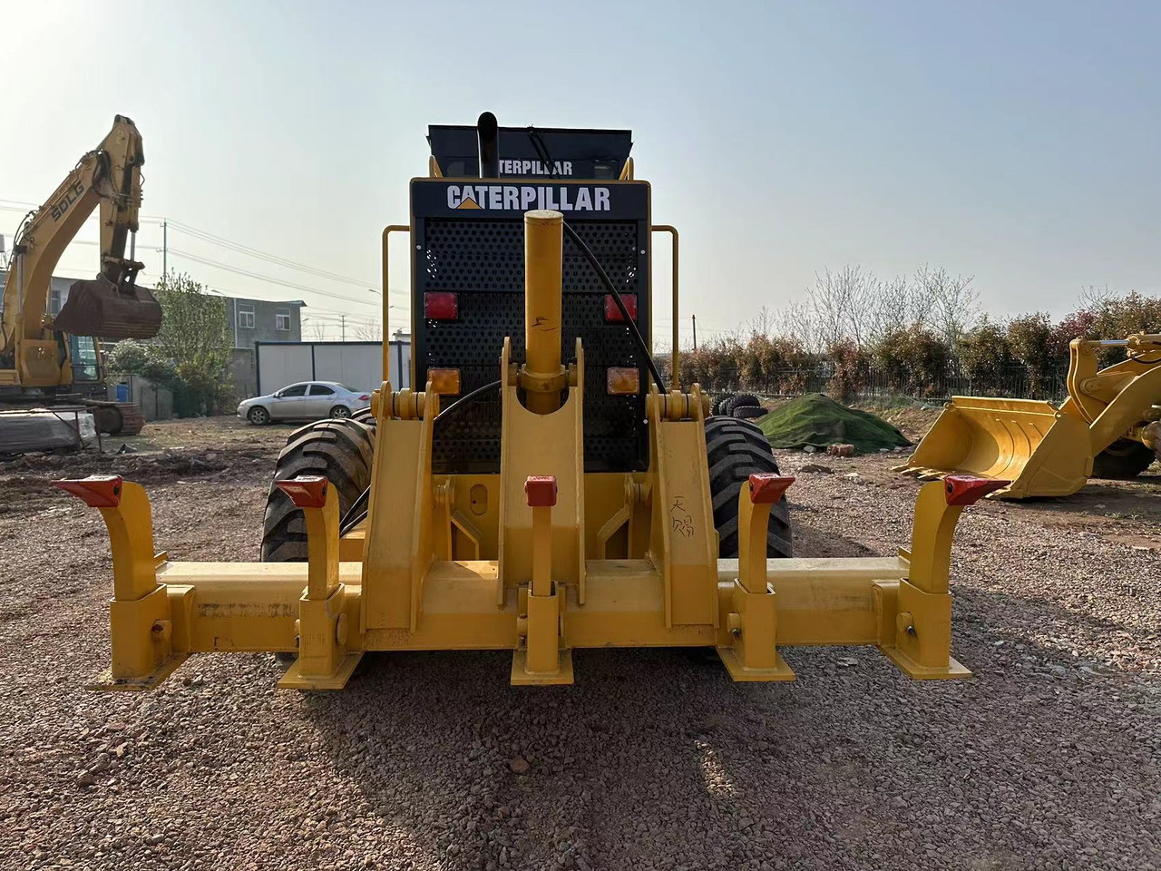 Grader CATERPILLAR 120H: gambar 7