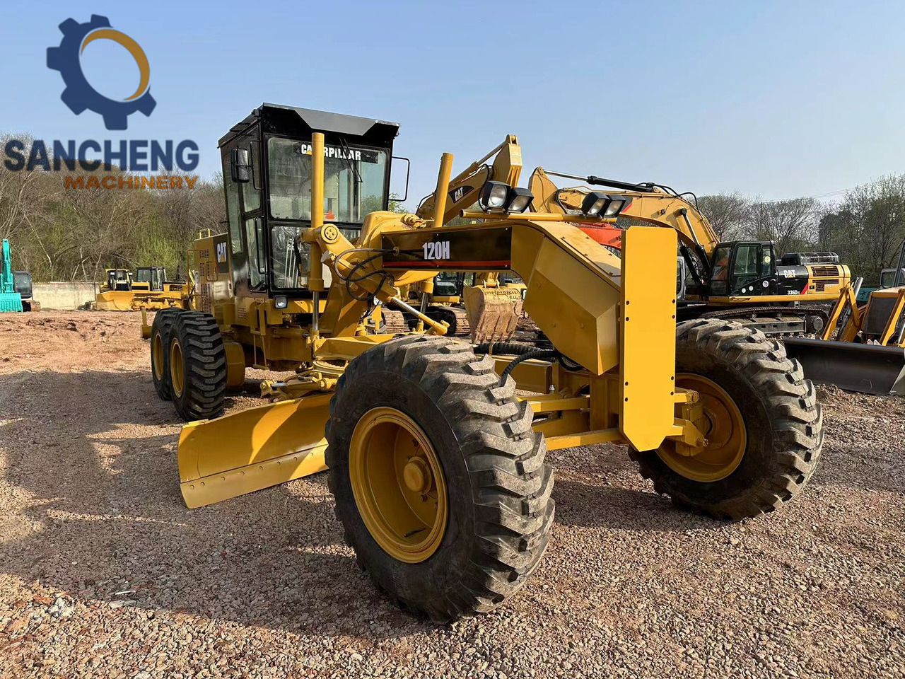 CATERPILLAR 120H - Grader: gambar 2 CATERPILLAR 120H - Grader: gambar 2