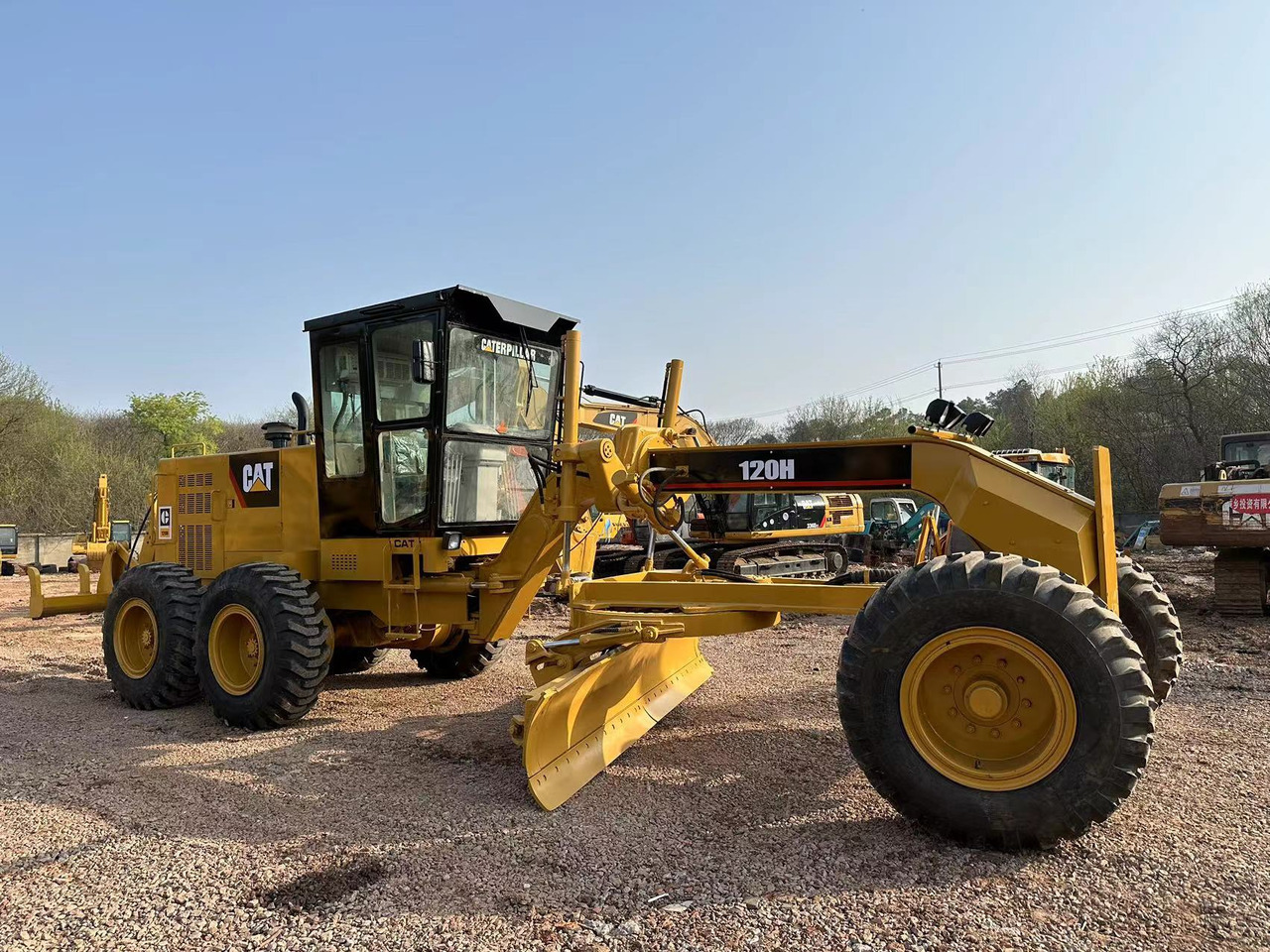CATERPILLAR 120H motor grader - Grader: gambar 3 CATERPILLAR 120H motor grader - Grader: gambar 3