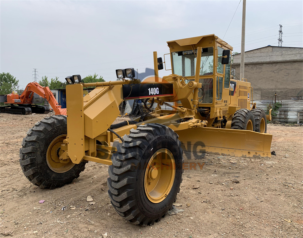 CATERPILLAR 140G - Grader: gambar 1 CATERPILLAR 140G - Grader: gambar 1