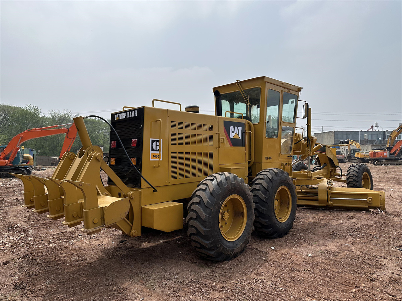 CATERPILLAR 140G - Grader: gambar 5 CATERPILLAR 140G - Grader: gambar 5