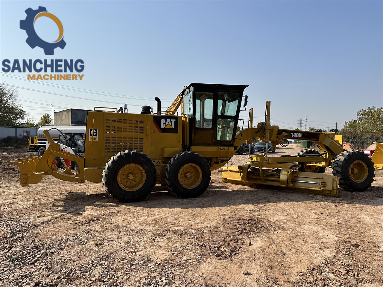 CATERPILLAR 140H - Grader: gambar 2 CATERPILLAR 140H - Grader: gambar 2