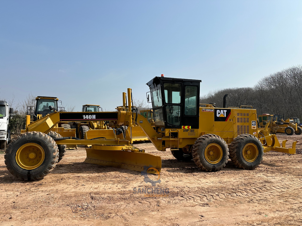 Grader CATERPILLAR 140H: gambar 8