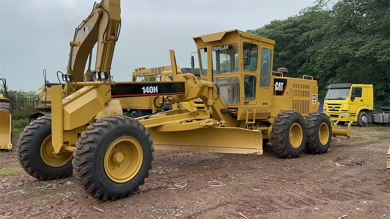 CATERPILLAR 140H motor grader - Grader: gambar 3 CATERPILLAR 140H motor grader - Grader: gambar 3