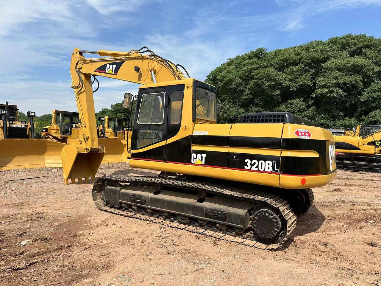 CATERPILLAR 320B - Ekskavator perayap: gambar 4 CATERPILLAR 320B - Ekskavator perayap: gambar 4