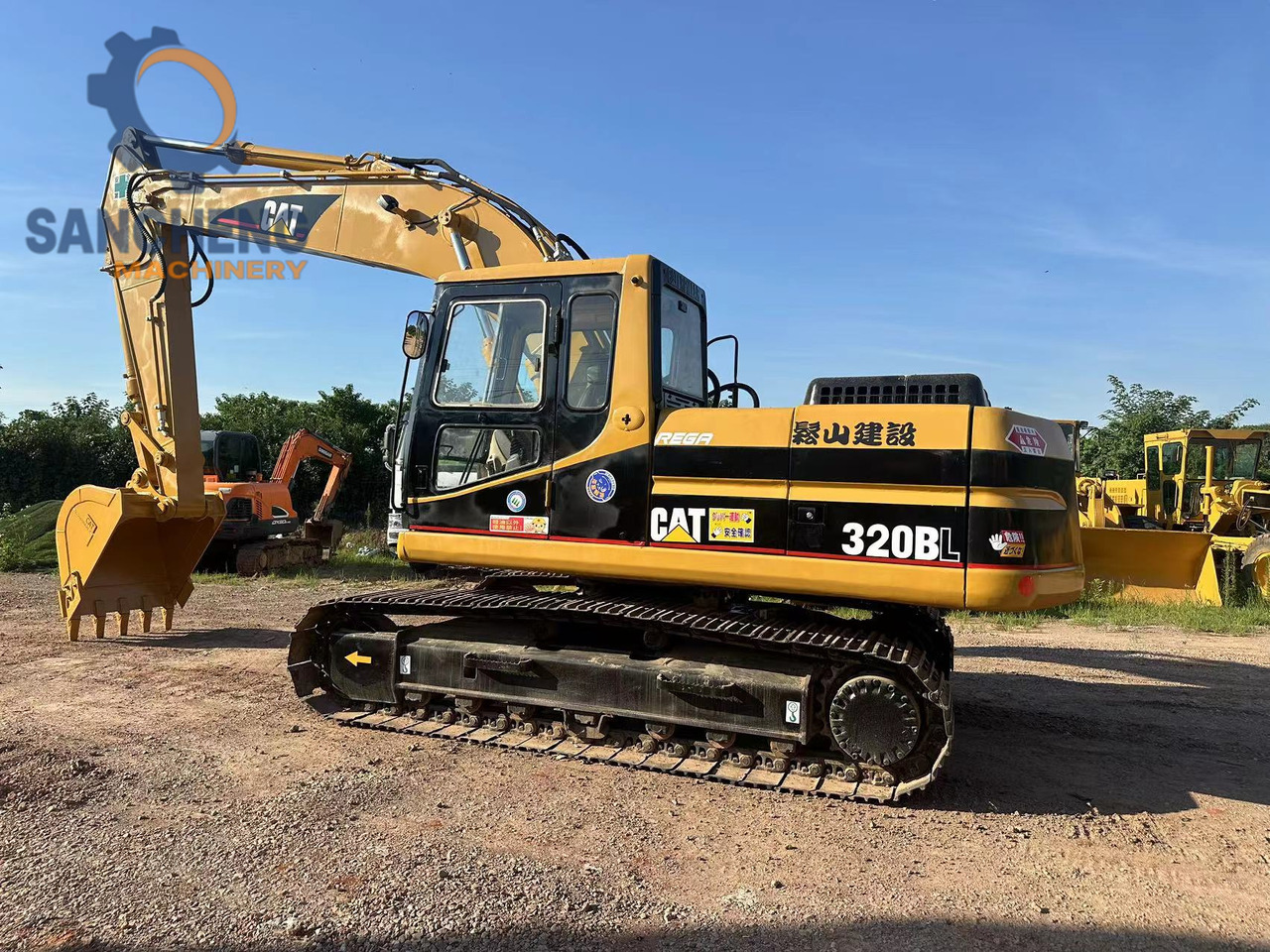 CATERPILLAR 320B excavator - Ekskavator perayap: gambar 1 CATERPILLAR 320B excavator - Ekskavator perayap: gambar 1