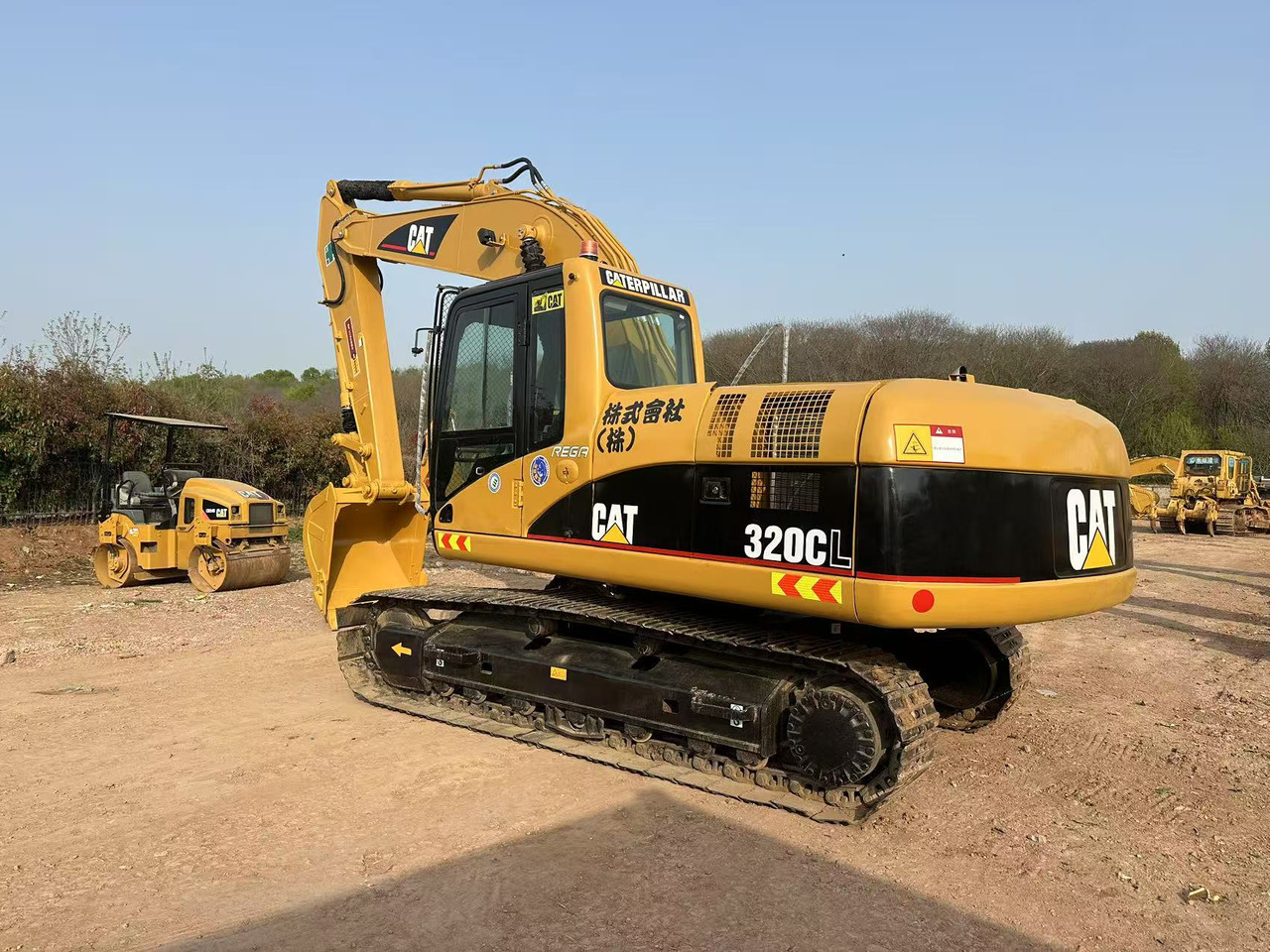 CATERPILLAR 320C - Ekskavator perayap: gambar 3 CATERPILLAR 320C - Ekskavator perayap: gambar 3