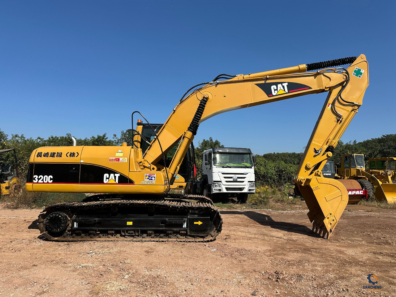 CATERPILLAR 320C - Ekskavator perayap: gambar 2 CATERPILLAR 320C - Ekskavator perayap: gambar 2