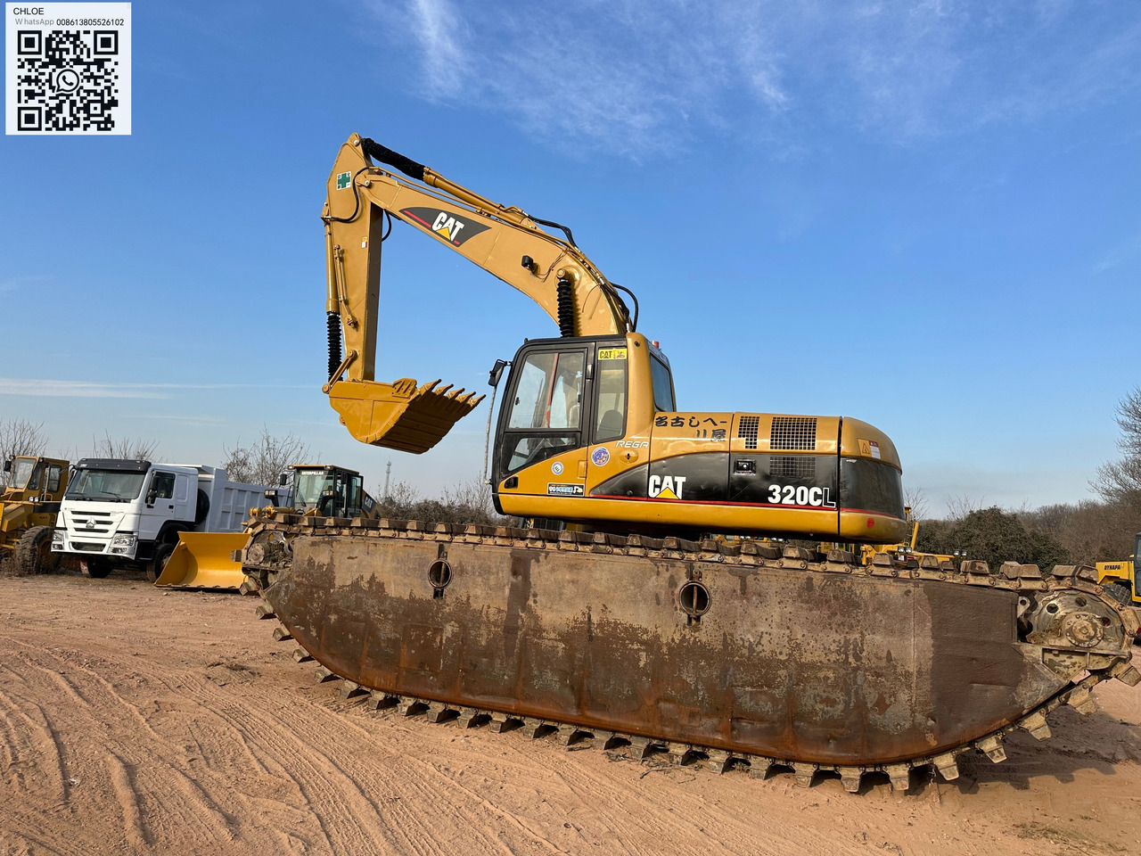 CATERPILLAR 320CL - Ekskavator amfibi: gambar 2 CATERPILLAR 320CL - Ekskavator amfibi: gambar 2