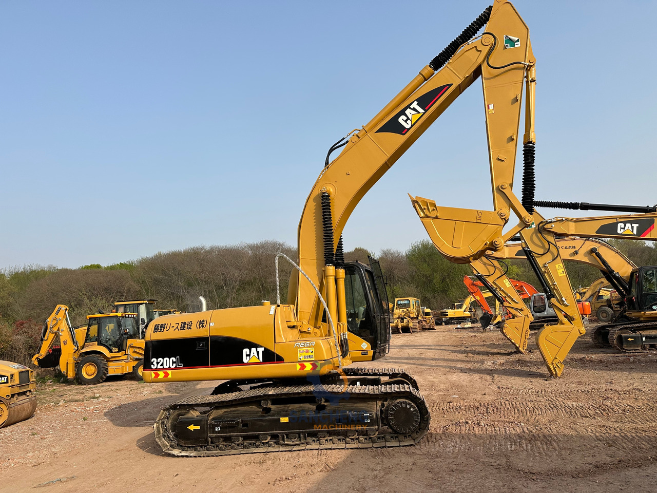 CATERPILLAR 320CL - Ekskavator: gambar 4 CATERPILLAR 320CL - Ekskavator: gambar 4