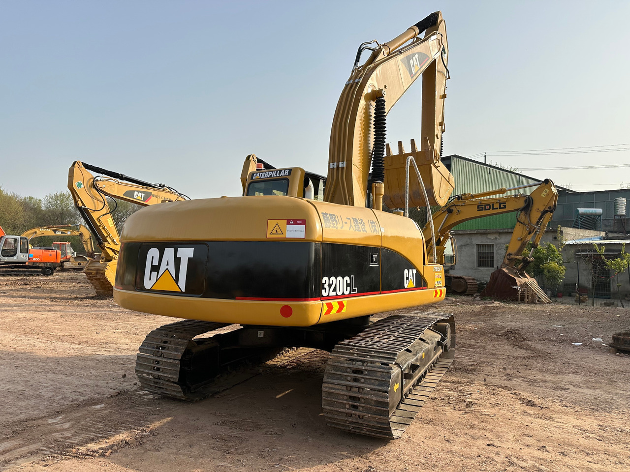CATERPILLAR 320CL crawler excavator - Ekskavator perayap: gambar 4 CATERPILLAR 320CL crawler excavator - Ekskavator perayap: gambar 4