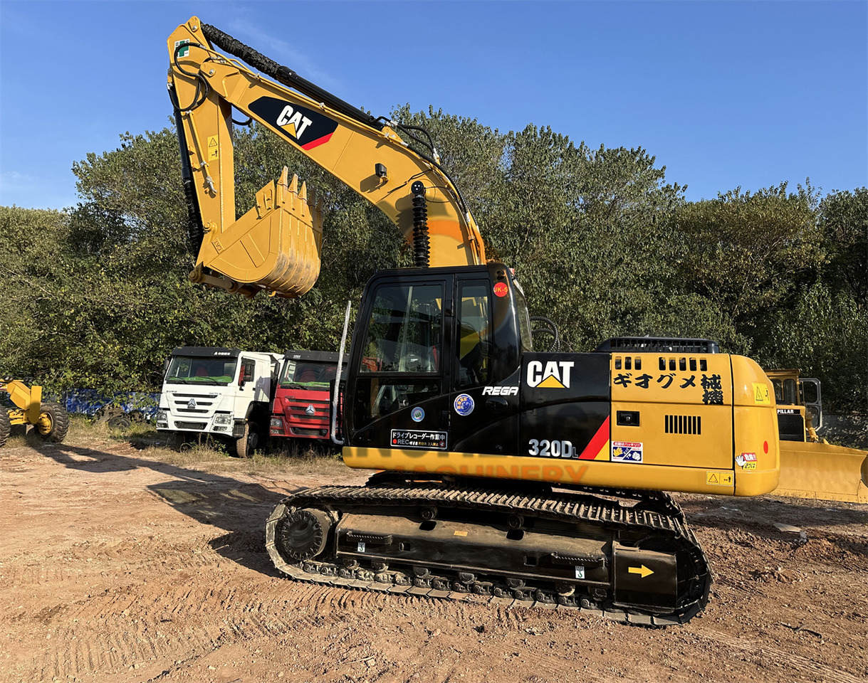 CATERPILLAR 320D - Ekskavator perayap: gambar 1 CATERPILLAR 320D - Ekskavator perayap: gambar 1