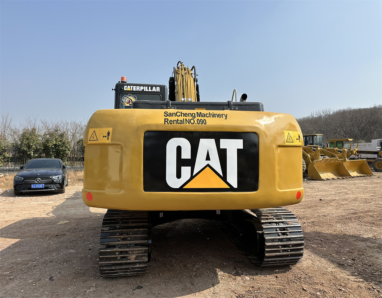 Ekskavator perayap CATERPILLAR 320D2L: gambar 6