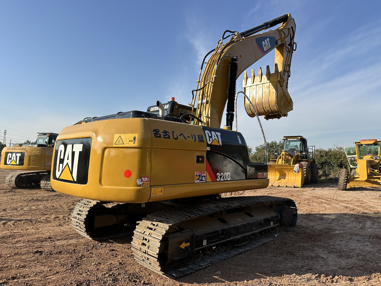 CATERPILLAR 320DL - Ekskavator perayap: gambar 4 CATERPILLAR 320DL - Ekskavator perayap: gambar 4
