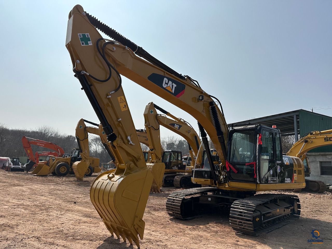 CATERPILLAR 320DL - Ekskavator perayap: gambar 4 CATERPILLAR 320DL - Ekskavator perayap: gambar 4
