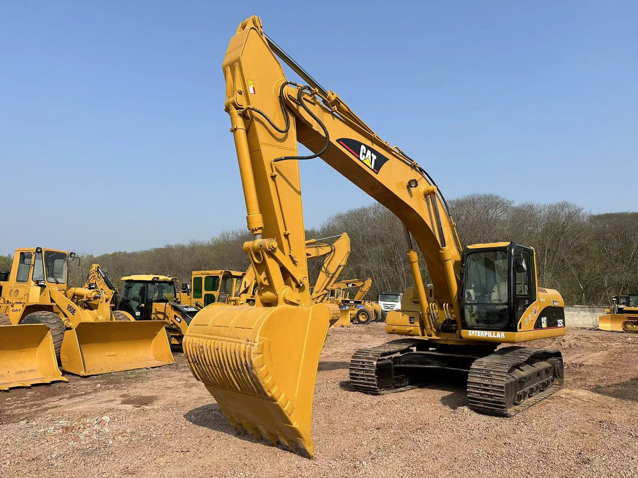 CATERPILLAR 325C - Ekskavator perayap: gambar 2 CATERPILLAR 325C - Ekskavator perayap: gambar 2