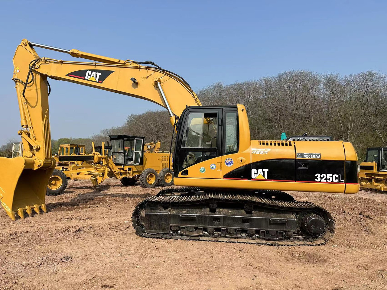 CATERPILLAR 325C - Ekskavator perayap: gambar 1 CATERPILLAR 325C - Ekskavator perayap: gambar 1