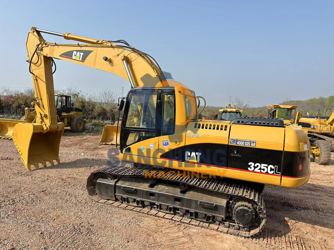 CATERPILLAR 325CL - Ekskavator perayap: gambar 1 CATERPILLAR 325CL - Ekskavator perayap: gambar 1