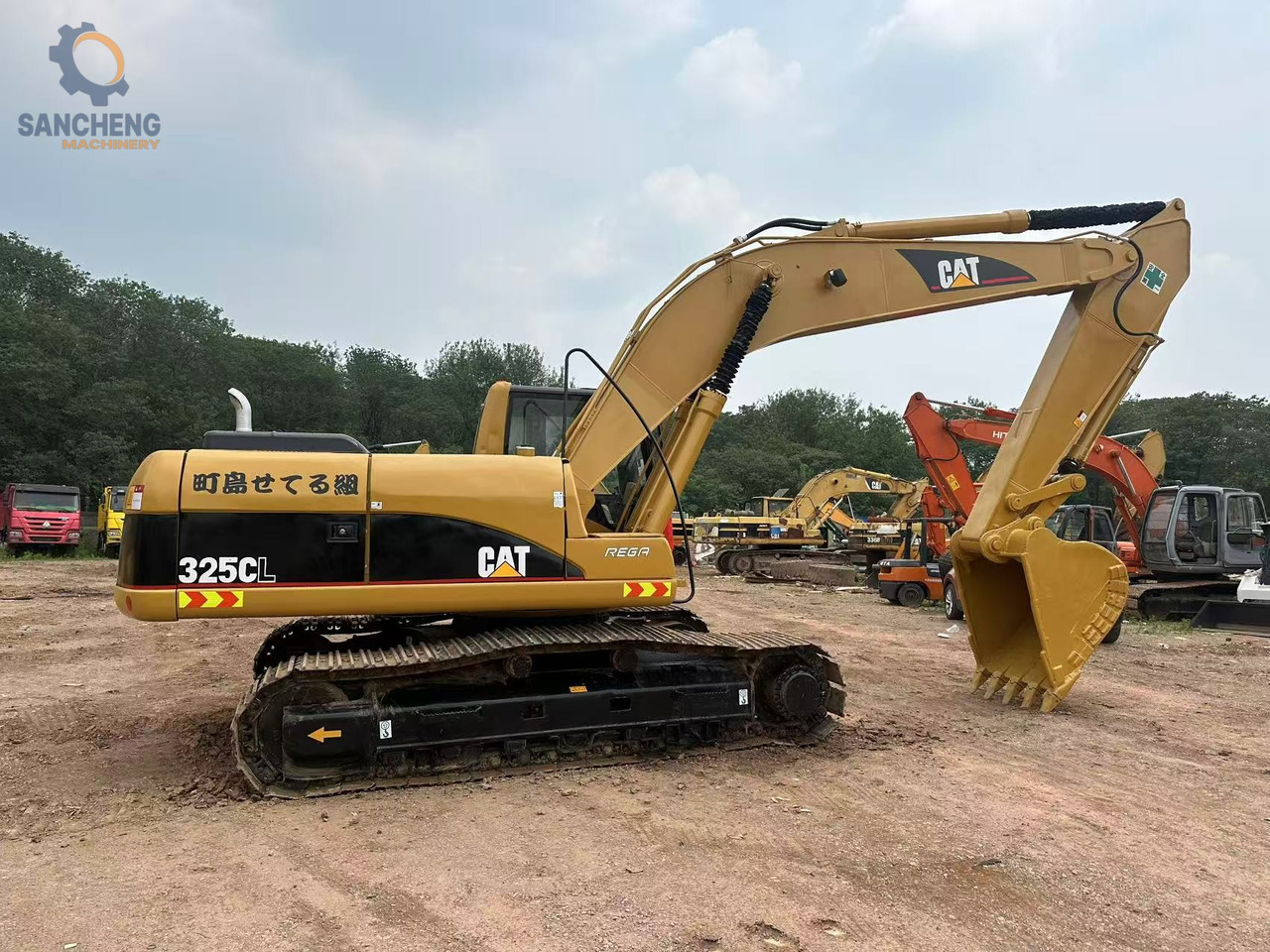 CATERPILLAR 325CL - Ekskavator perayap: gambar 5 CATERPILLAR 325CL - Ekskavator perayap: gambar 5