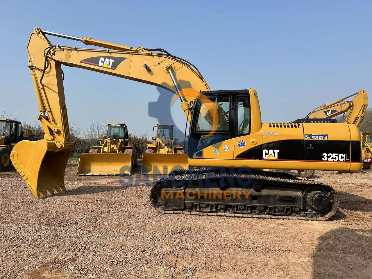 CATERPILLAR 325CL - Ekskavator perayap: gambar 1 CATERPILLAR 325CL - Ekskavator perayap: gambar 1