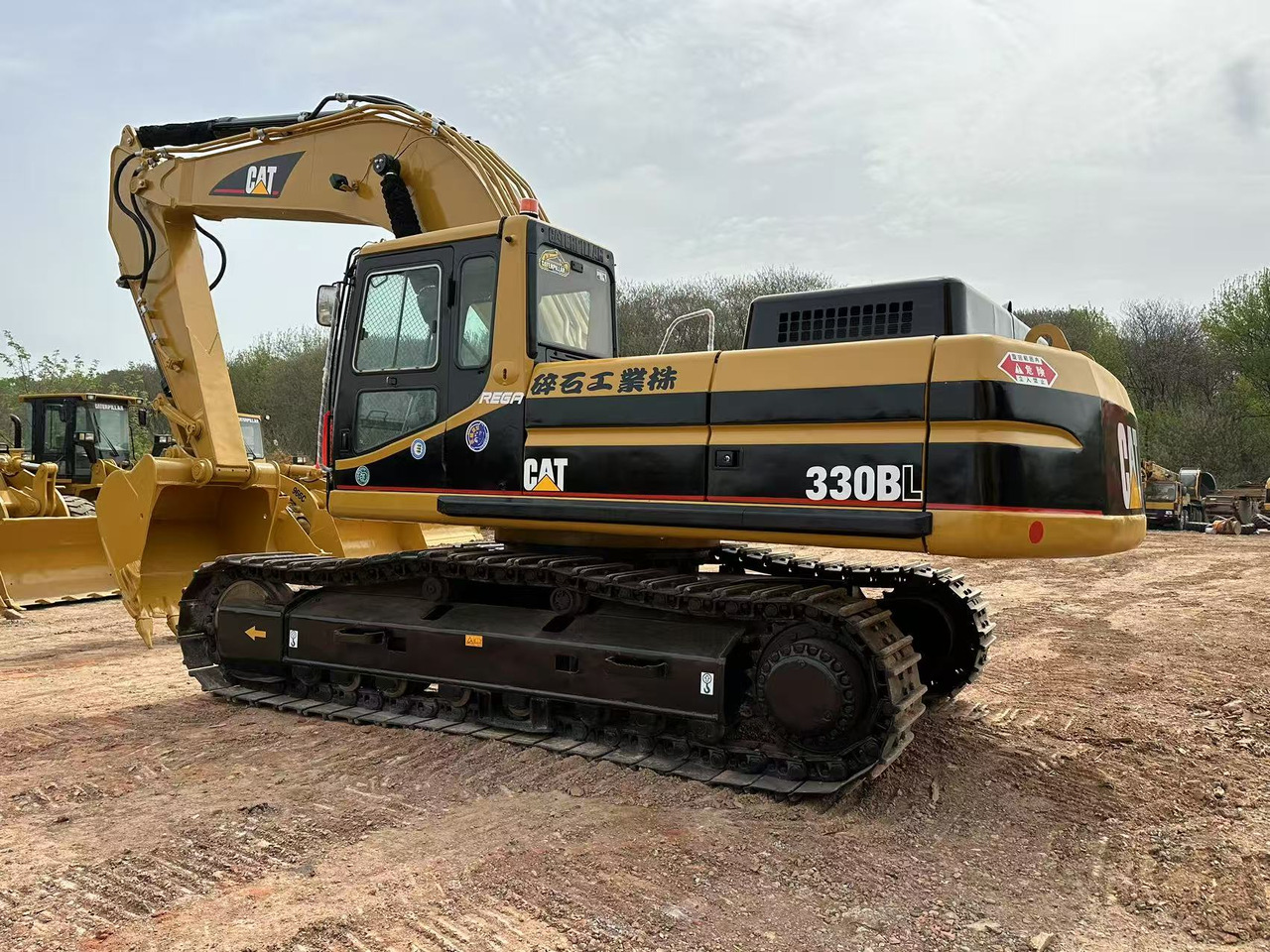 CATERPILLAR 330BL - Ekskavator: gambar 1 CATERPILLAR 330BL - Ekskavator: gambar 1