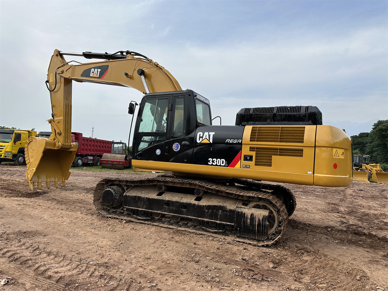 CATERPILLAR 330D - Ekskavator perayap: gambar 4 CATERPILLAR 330D - Ekskavator perayap: gambar 4