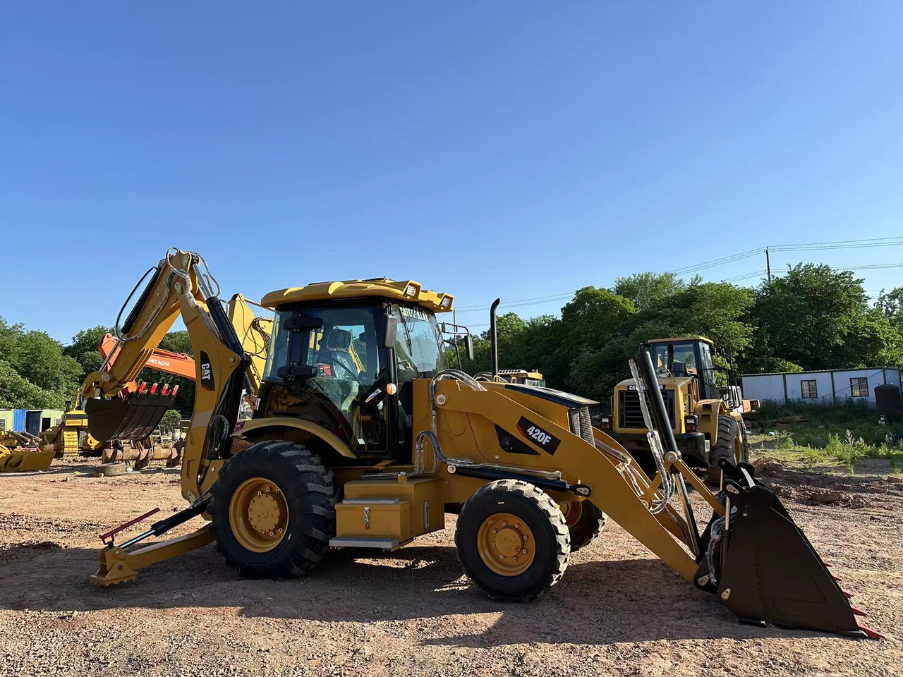 CATERPILLAR 420F2 - Backhoe loader: gambar 5 CATERPILLAR 420F2 - Backhoe loader: gambar 5