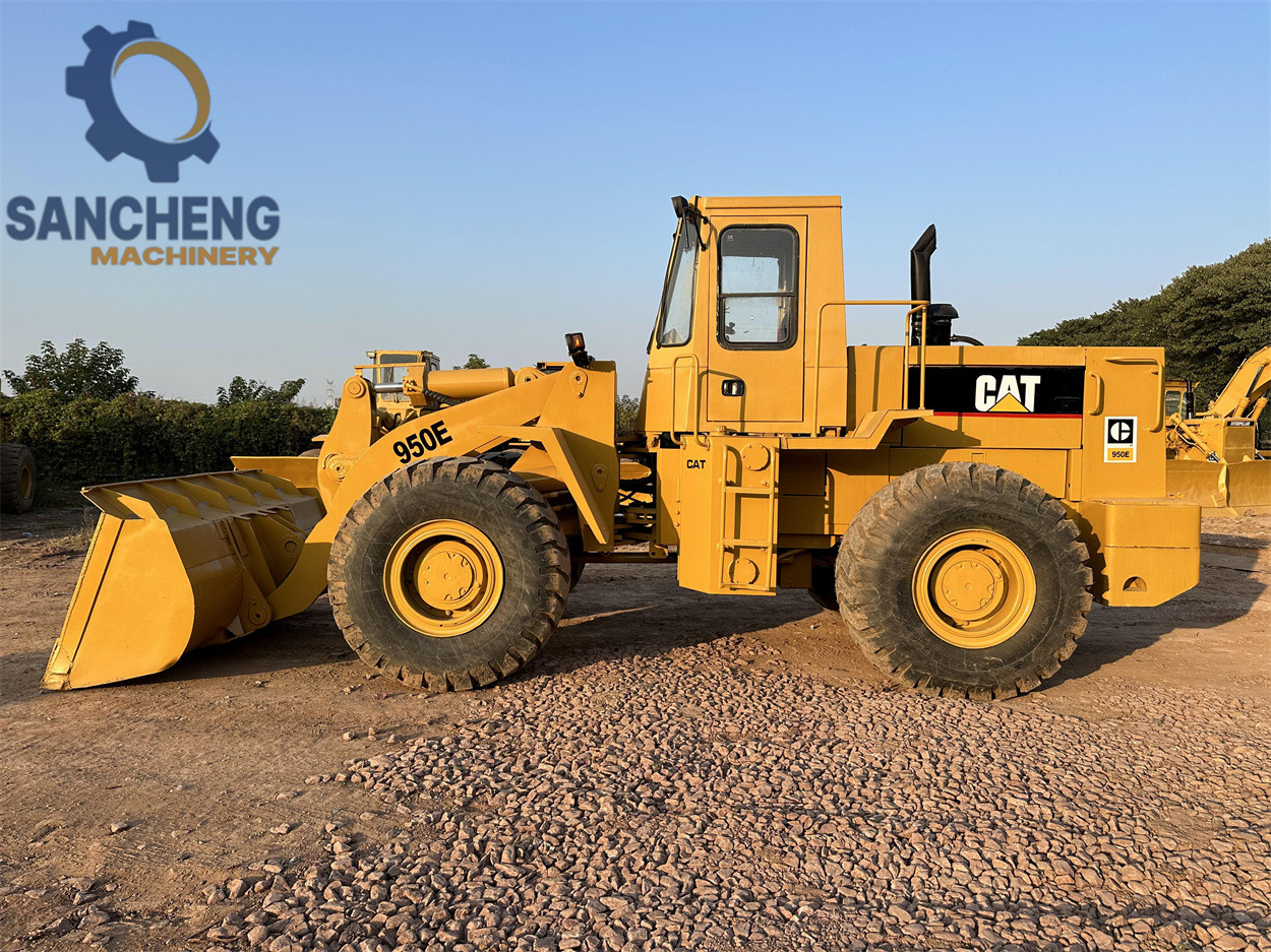 CATERPILLAR 950E - Wheel loader: gambar 4 CATERPILLAR 950E - Wheel loader: gambar 4