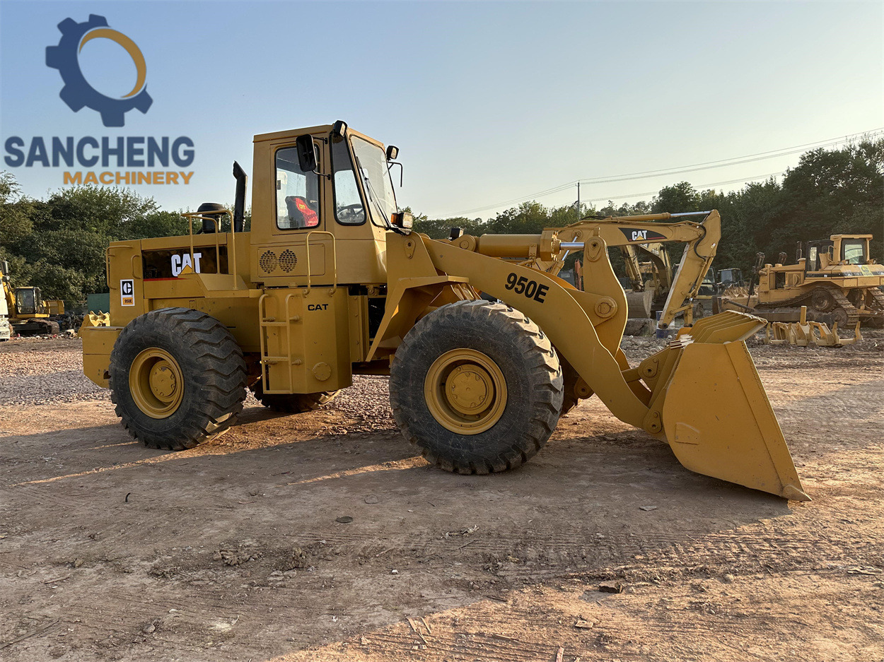 CATERPILLAR 950E - Wheel loader: gambar 5 CATERPILLAR 950E - Wheel loader: gambar 5