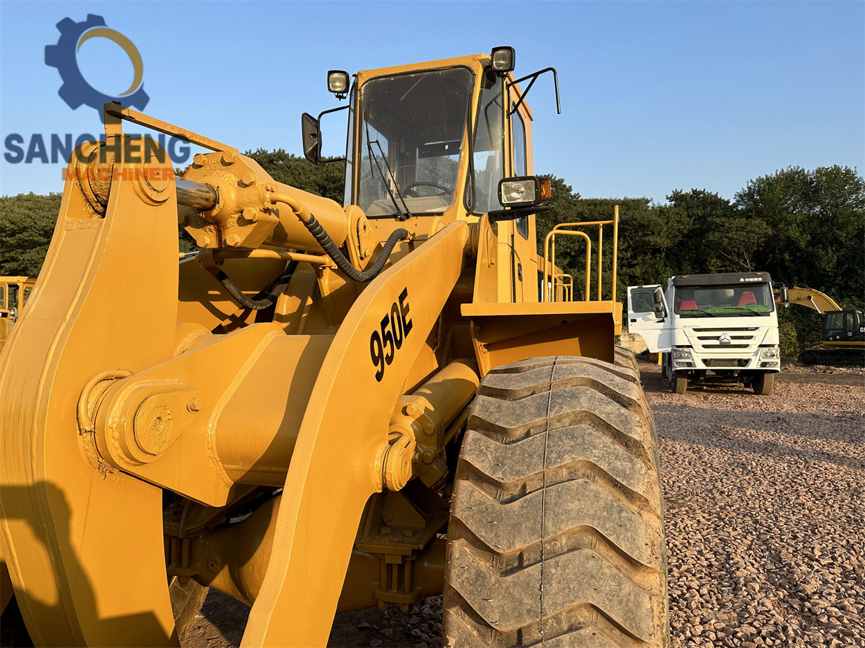 CATERPILLAR 950E - Wheel loader: gambar 5 CATERPILLAR 950E - Wheel loader: gambar 5