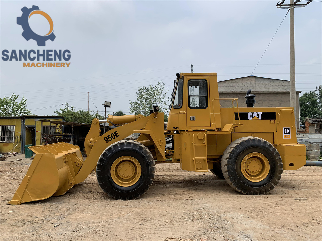 CATERPILLAR 950E - Wheel loader: gambar 4 CATERPILLAR 950E - Wheel loader: gambar 4