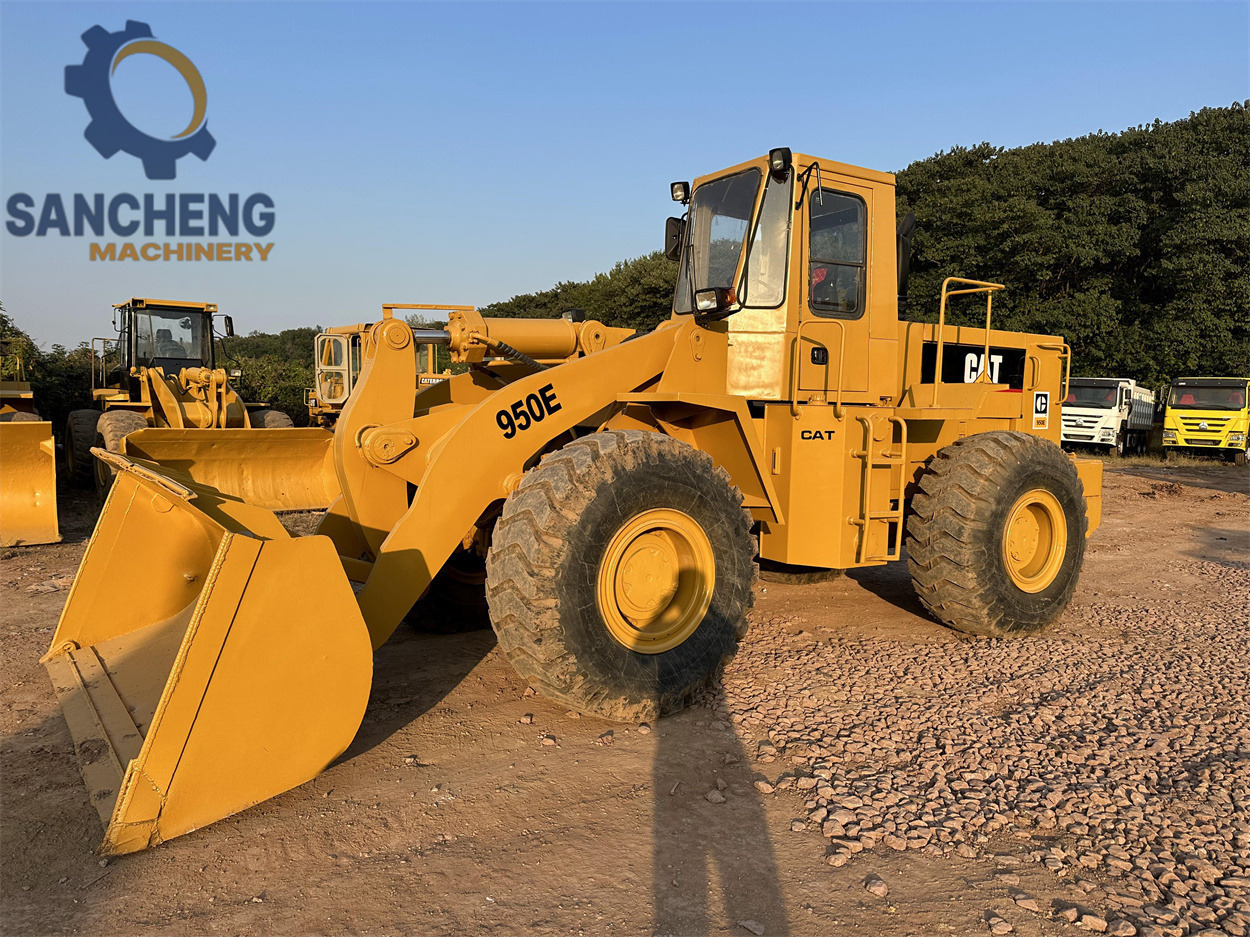CATERPILLAR 950E - Wheel loader: gambar 1 CATERPILLAR 950E - Wheel loader: gambar 1